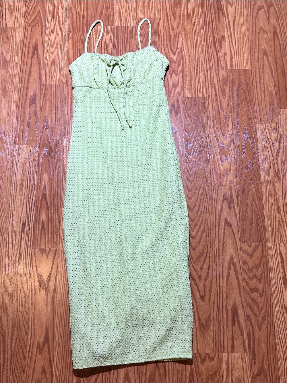 Green Crochet-style (not crochet) Summer on the Beach Midi Dress